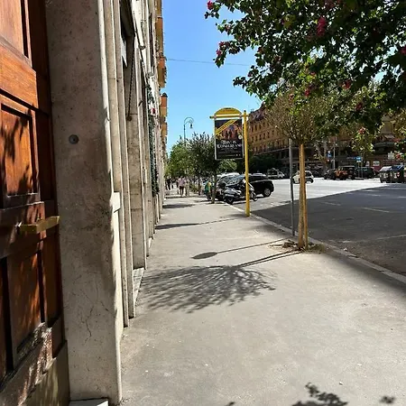 Vatican Giuliana Street Rome Exterior photo